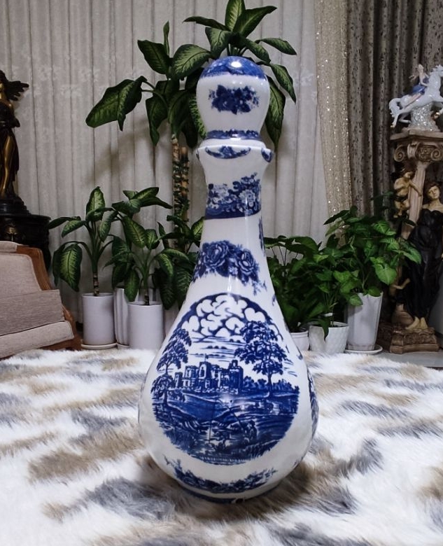 تنگ چینی قلم آبی قد ۲۵