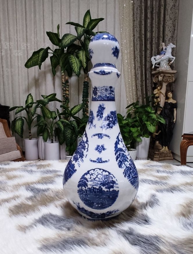 تنگ چینی قلم آبی قد ۲۵