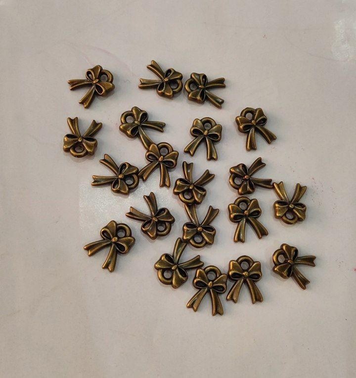 خرج کار دستبند ۲۰ عدد