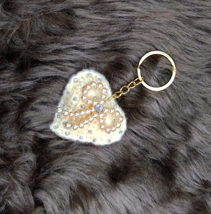 جا سوییچی قلاب بافی در همه رنگ موجود است