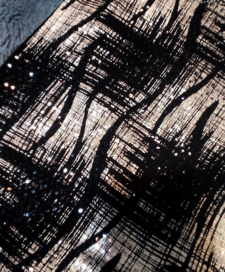 تیشرت نگین کاری شده پولک کاری طلاکوب جنس ویسکوز اصل