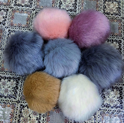 ۵۰ عدد پوم پوم ۴۰۰