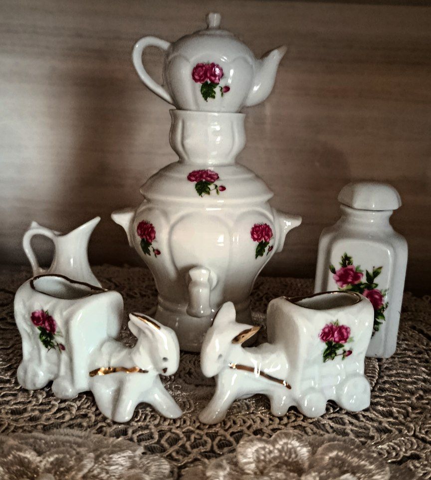 سماور چینی گل سرخی مینیاتوری