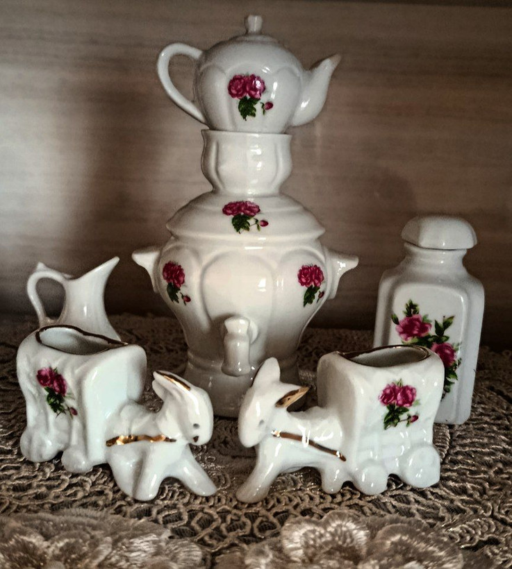 سماور چینی گل سرخی مینیاتوری